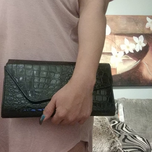 Forever 21 Crossbody/Clutch Purse - Picture 13 of 14